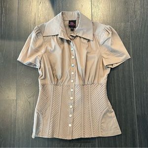 2b bebe tan button down short sleeve top